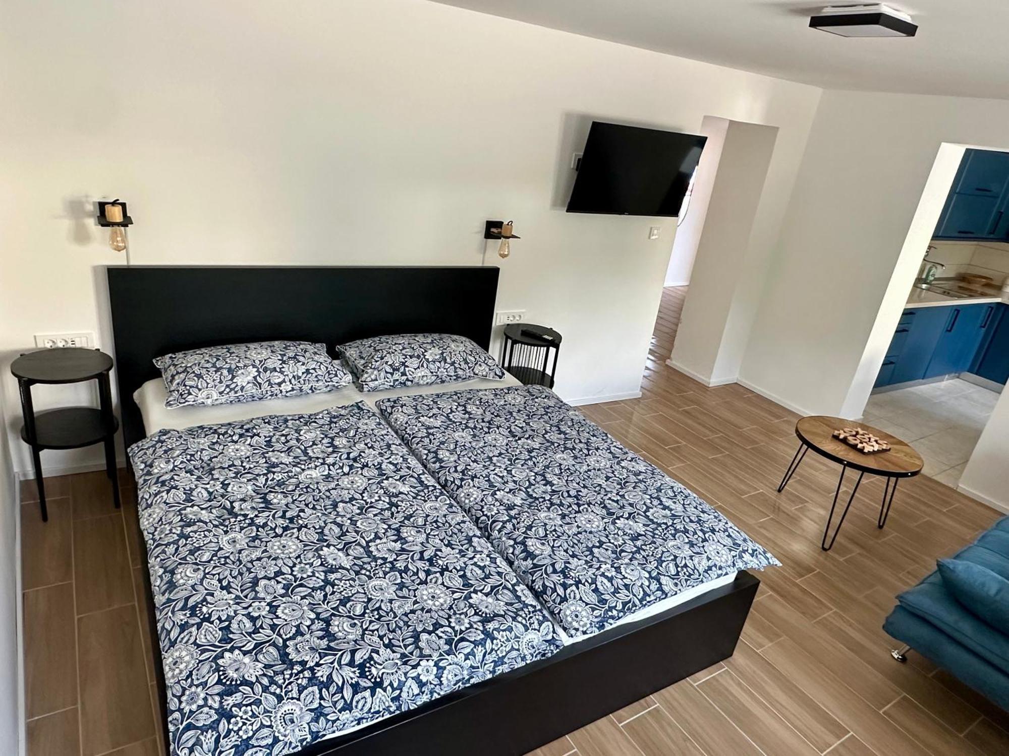 Alpine Echo Apartments Bovec Rum bild
