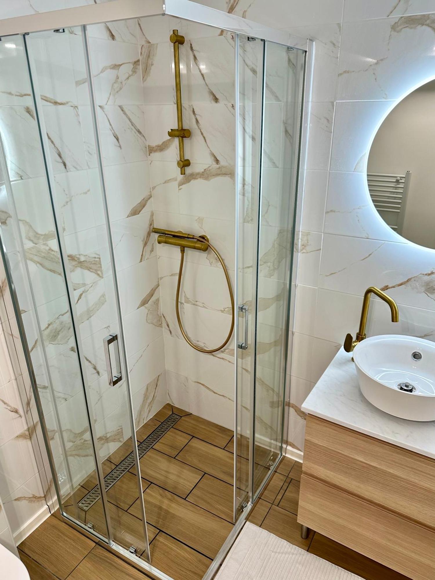 Alpine Echo Apartments Bovec Rum bild